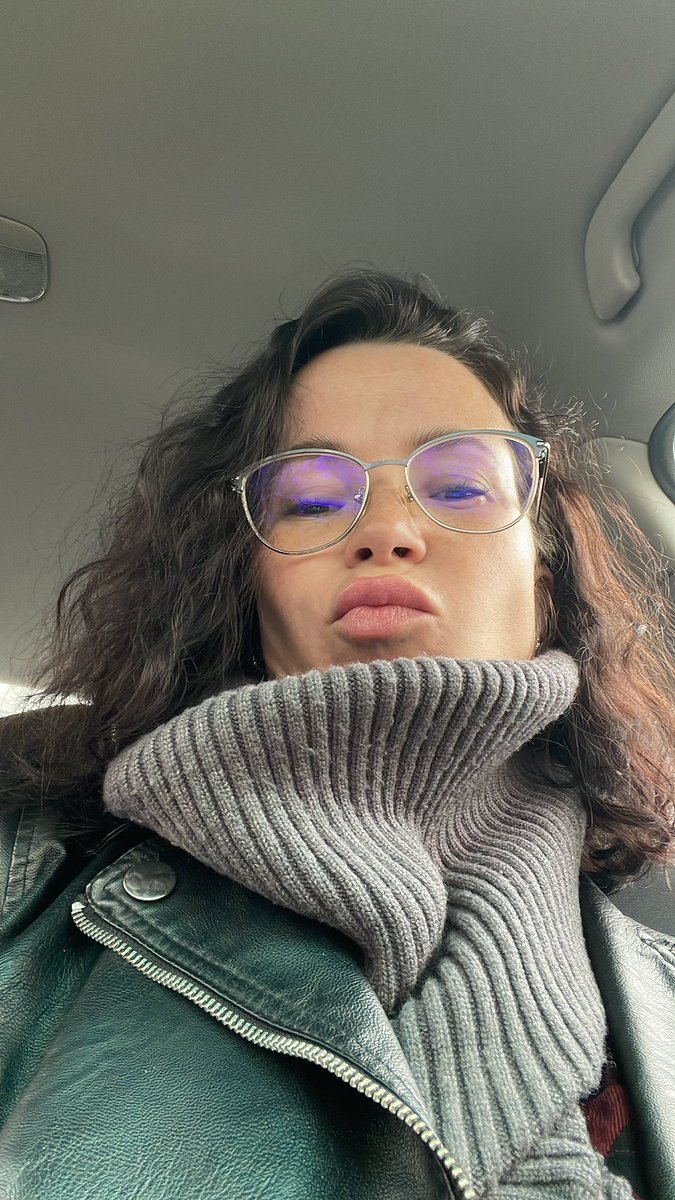 Bezuglaya212's tweet photo. Work day.,..every day 🤪 https://t.co/mb1mYdnCK8