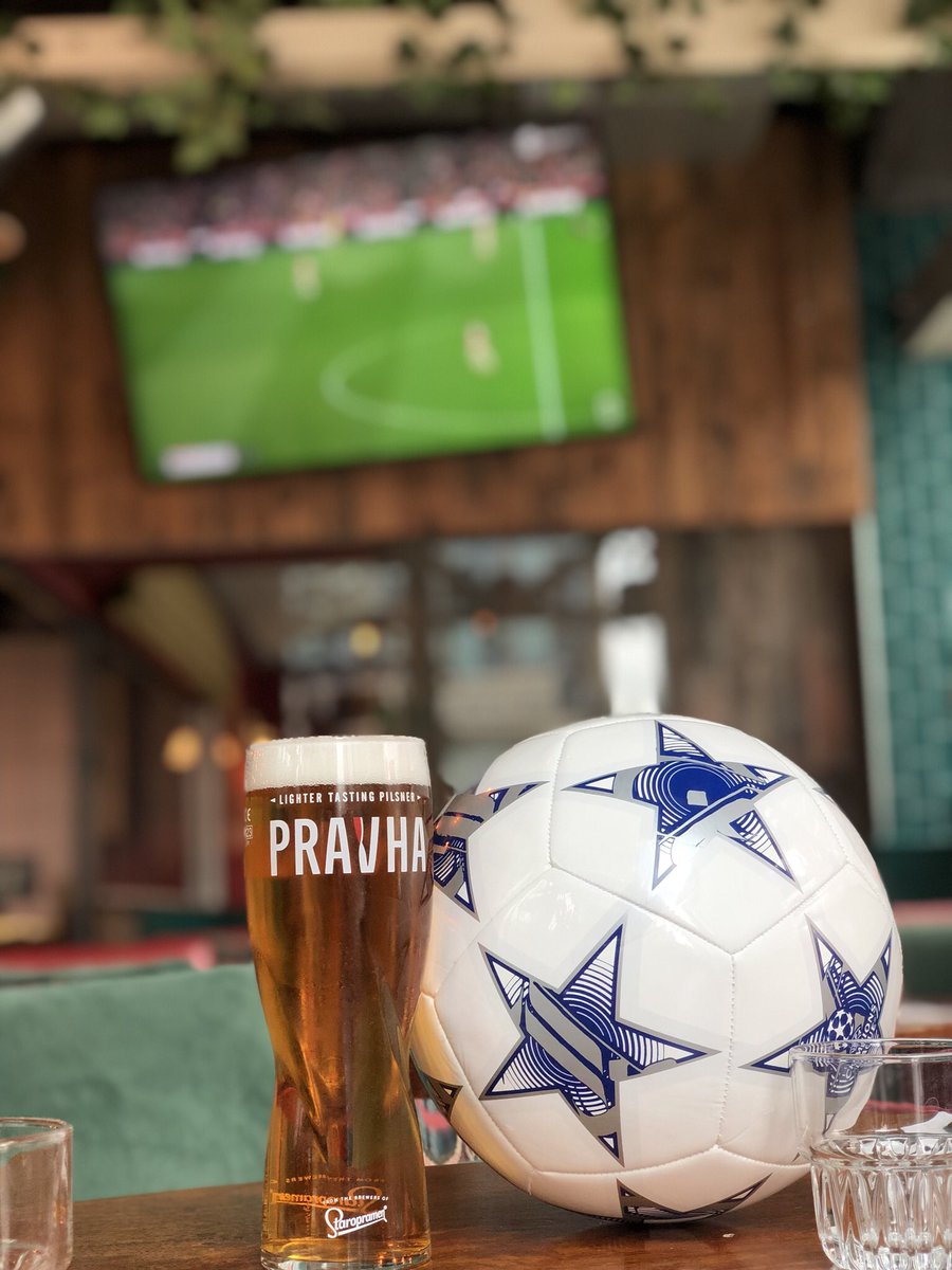 Check out our Live Sport page on the website for scheduled matches on our big screens ⚽️ 

If you’d like to request something in particular then let us know. 

#livesport #btsport #skysports #privateviewing #dinewhilewatchingsports