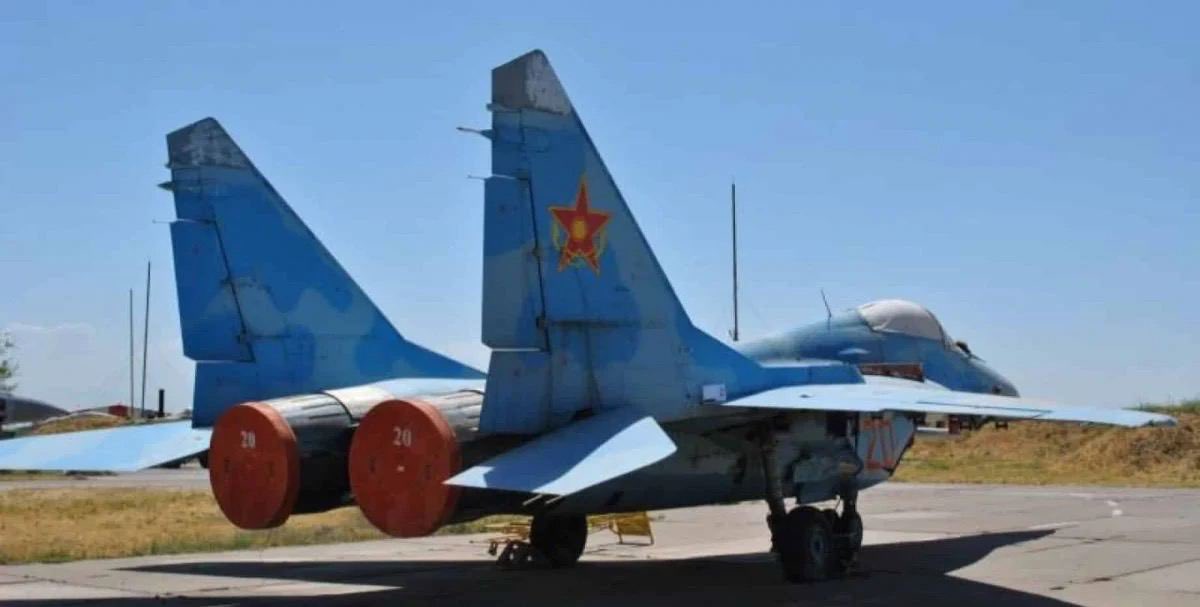 АНУ Казахстанаас ЗХУ-ын үеийн 81 байлдааны онгоц худалдан авчээ. Тэднийг Украинд өгч магадгүй гэж 'Киев Пост' сонин мэдээлэв