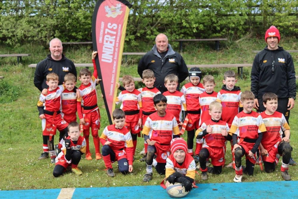 🏉 Great weekend of youth rugby, with touring sides coming to Longford Lane and also our U7’s at the County Festival in Dursley yesterday. 💪 #UpTheGriffins
