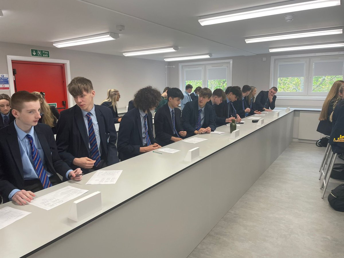 New science labs at St Leonard’s! Our year 11 students got to complete some practical work in our fantastic new labs on the OLOH site today - we are looking forward to doing lots more practical work with our students! @stlcsdurham