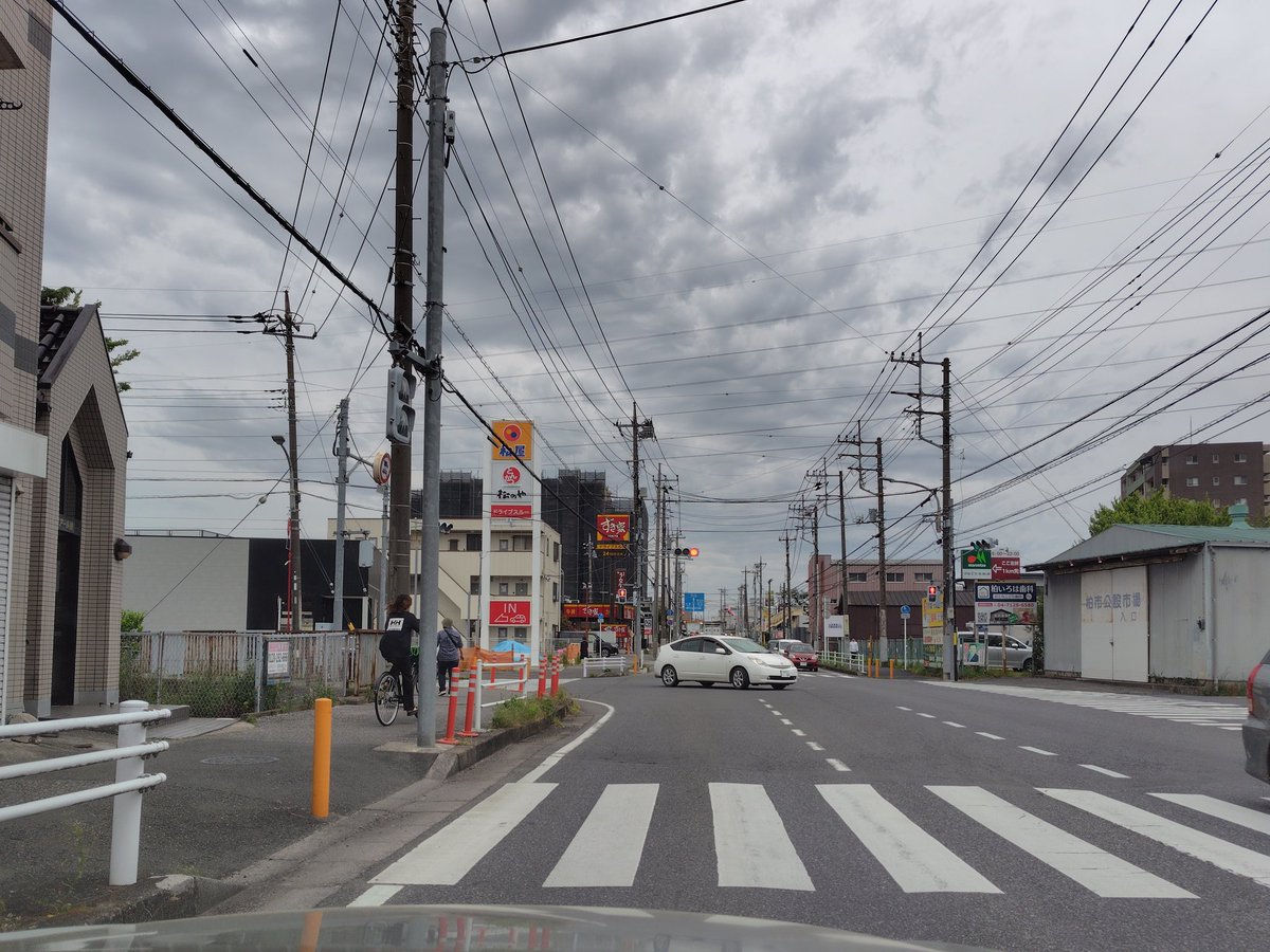 柏市公設市場の入口（万年渋滞の交差点）のGS跡地に松屋建設中だった🙂