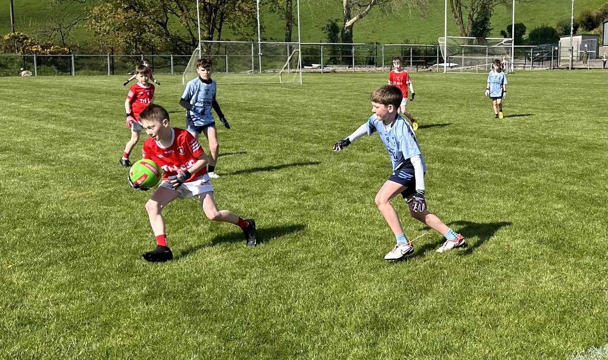 Silent Sidelines Go Games Blitz Well done all clubs who enjoyed our U8.5 & U10.5 Silent Sidelines Blitz on Saturday. Thanks to @TempoMaguires for hosting. The kids had great fun, made lots of friends and showed some super skills 🏐@UlsterGAA @BelcooGAA @TrillickGAC @ClogherGAC