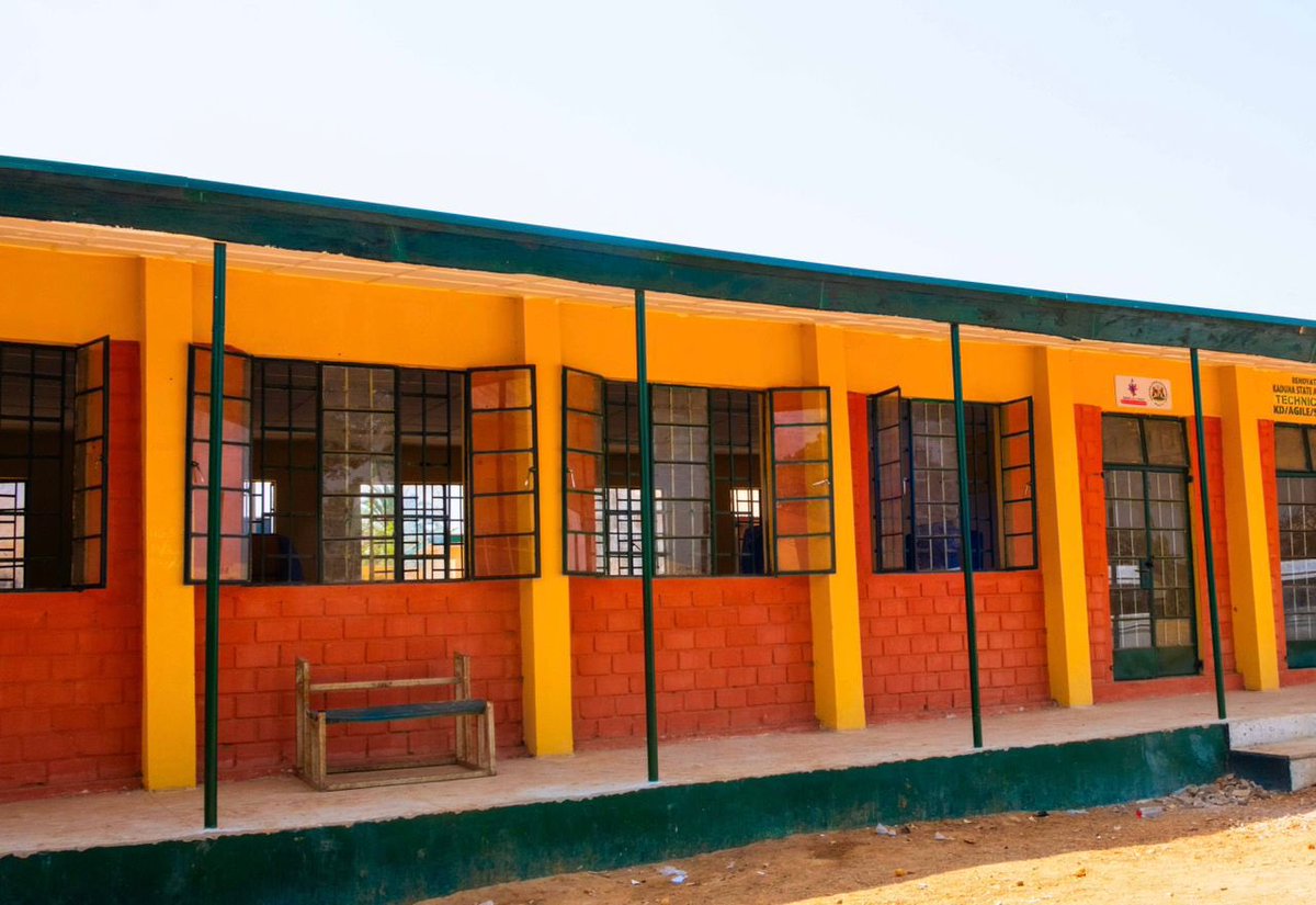 Gov. @ubasanius remains resolute on his determination in ensuring that all school-aged children in the state receive quality education in a conducive and safe environment. 

In Photos show renovated blocks of classrooms at GGSS, Maimuna Gwarzo. #WorkingForKaduna