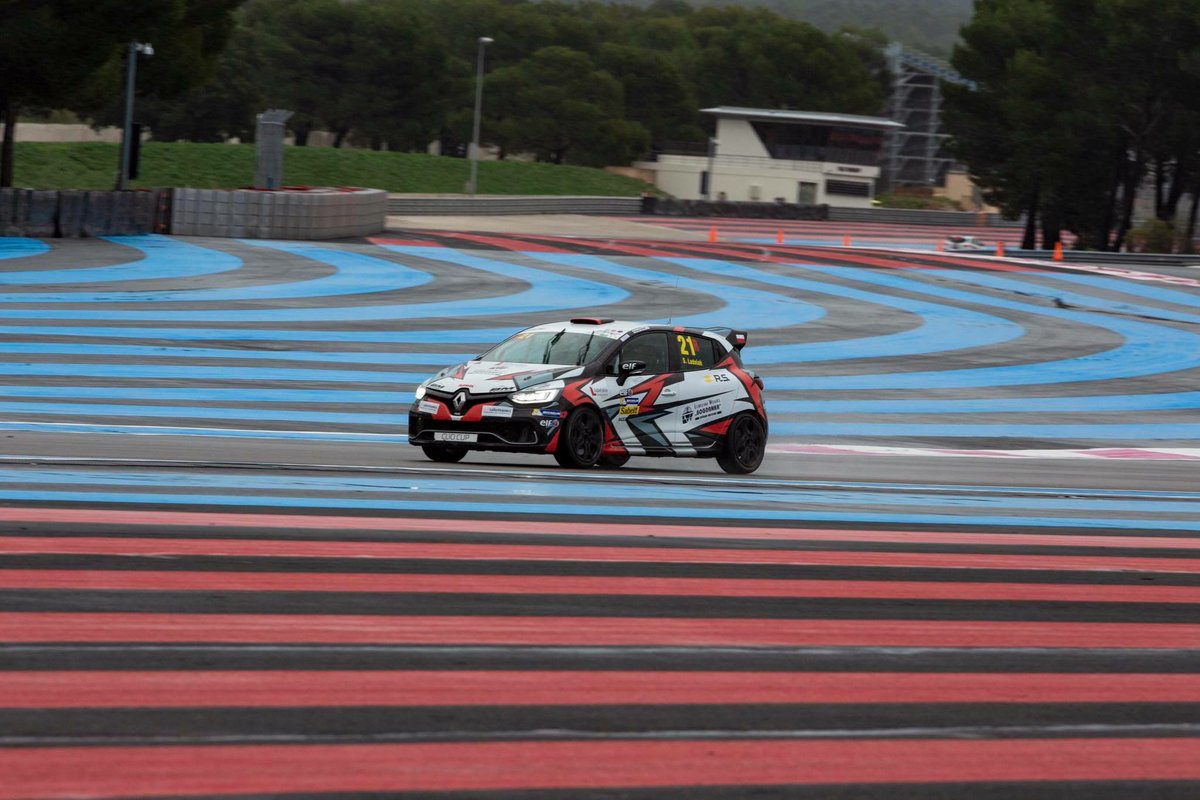 Jutro z rana kolejny wylot na #2 rundę @LeMansCup 🚀 

Stęskniłem się już za Paul Ricard.
Ostatni raz byłem tam w Clio Cup 5 lat temu: 

*ujęcie z 18’

#ELMS #LMP3