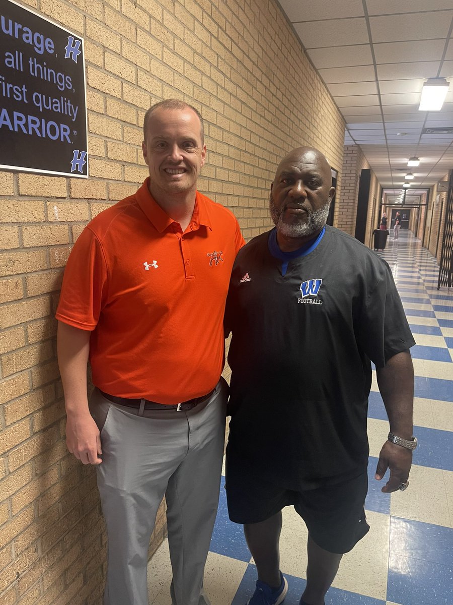 Thanks to Coach Jackson for letting @GoCamelsFB stop by! Coach Jackson is a Hunt grad and serving as the HC at his Alma mater!! #RollHumps