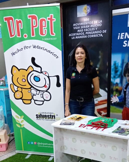 #DrPet 🐱🐶 El fin de semana estuvimos activos en la Jornada Médico Veterinaria de @supermercadoelbosque 💕 ¡Gracias por hacernos parte! #Productos Dr.Pet 100% 𝙃𝙚𝙘𝙝𝙤𝙨 𝙥𝙤𝙧 𝙑𝙚𝙩𝙚𝙧𝙞𝙣𝙖𝙧𝙞𝙤𝙨 🐾