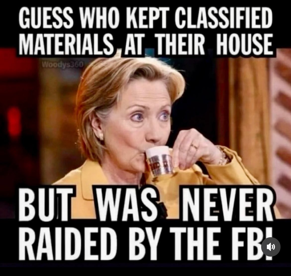 How bizarre #clintoncrimefamily #classifieddocuments #trumptrials #hillaryclinton #fbi