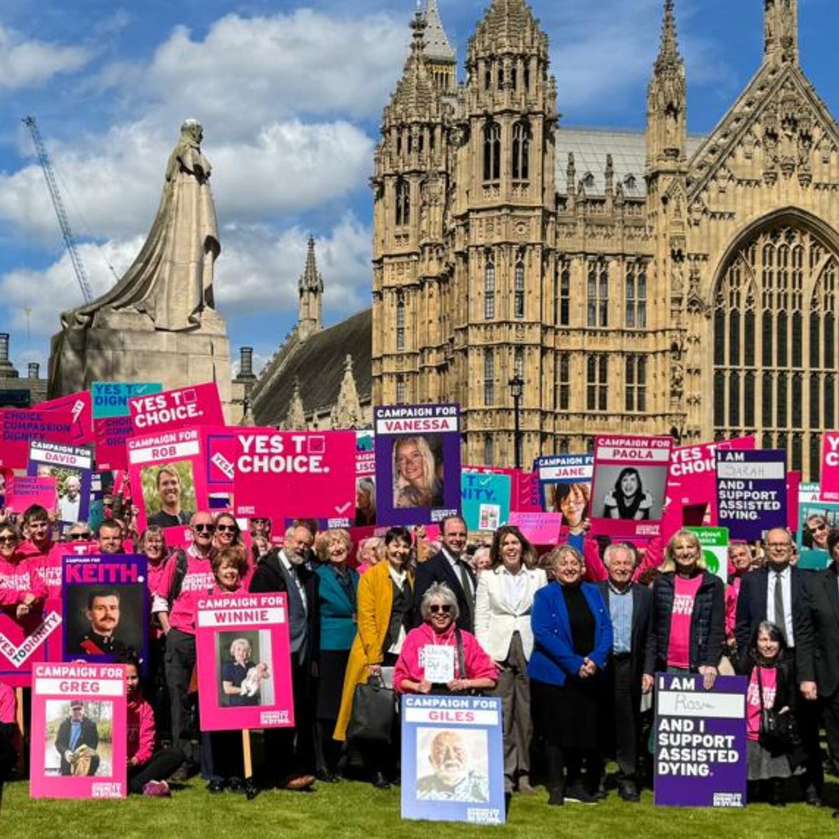 Great to join campaigners from #Brighton and all over the UK saying #YesToDignity, yes to choice, yes to #AssistedDying in the UK.