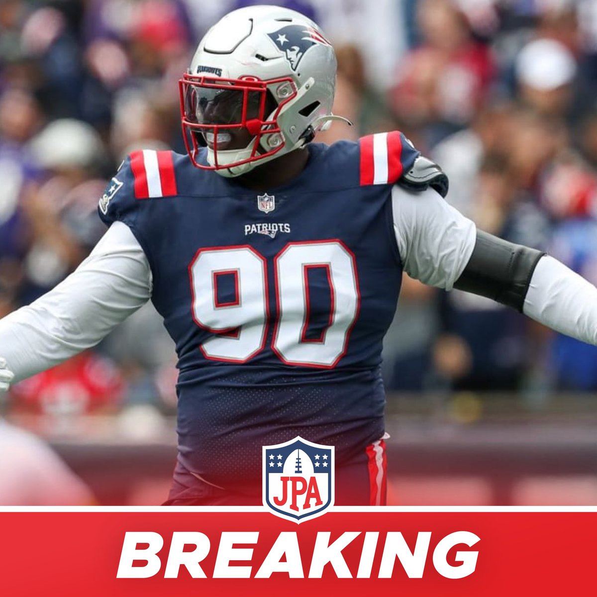 𝗕𝗥𝗘𝗔𝗞𝗜𝗡𝗚:  #Patriots are signing star DL Christian Barmore to a 4-year extension worth $92 million, per @AdamSchefter