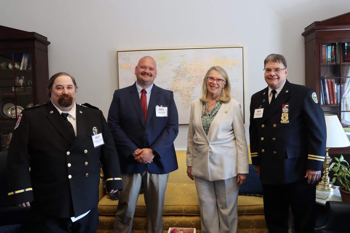 EMS employees work hard at getting to patients on time and providing life-saving medical care. I am grateful for #WV EMS and was glad to speak with several EMS leaders from the district to highlight the important work that they are doing in WV communities.