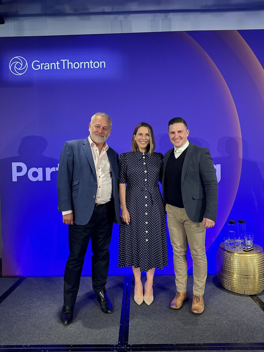 What an incredible honour to kick off our 1st ever Leadership Club speaker event at the Grant Thornton UK Partner conference with the irrepressible former F1 Team principal Claire Williams! 🏎️ 😎 Huge thanks to CEO Malcolm Gomersall for bringing us in to share our insights!