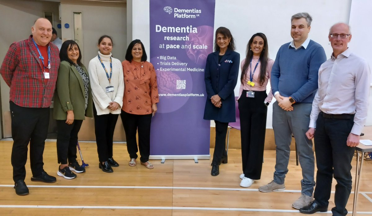 We had a highly successful day in #Wolverhampton with our Great Minds register...speaking to its south Asian community. A diversity of volunteers is vital to transform #dementia research. DPUK's @SinhaDishaa spoke and translated into Hindi. Great Minds: zurl.co/0kKB