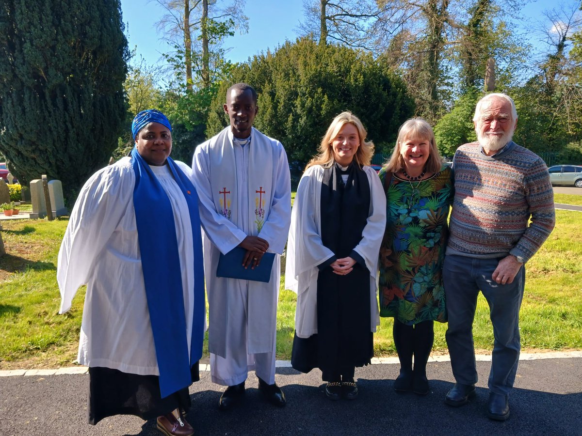 St Mary's Clonsilla welcomed Rev  Arsène from Gitega, Burundi, to take  part the morning service. A big thank you to Rev Natasha Quinn-Thomas  and lay reader Stella Obe, one of CMS Ireland’s trustees. Rev Arsène  Mafurebe's visit is sponsored by the Council for Mission.