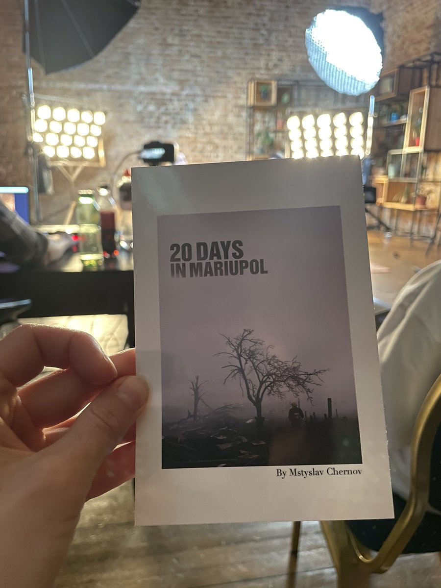 «я не хочу бачити світ через екран, я хочу його відчувати»
@mstyslavchernov