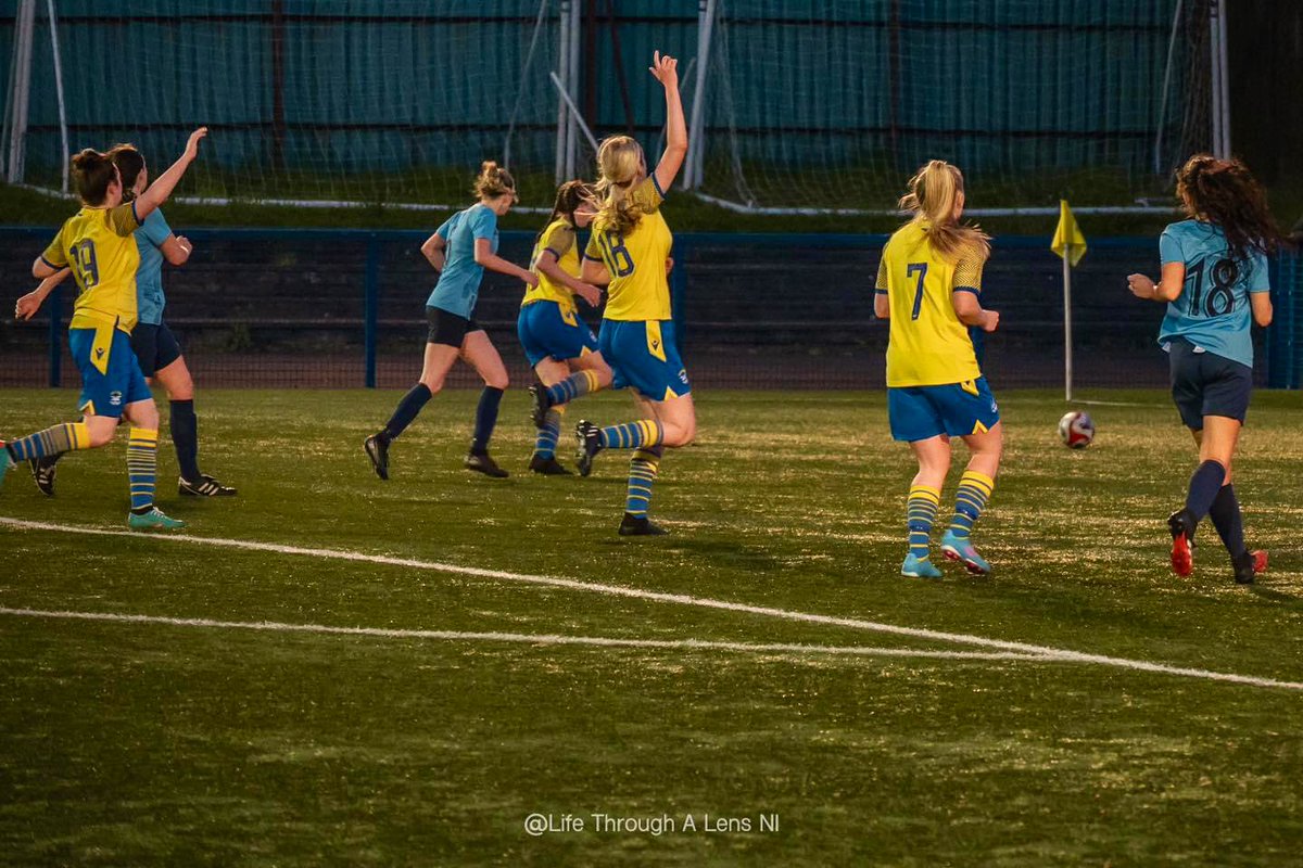 ⚽️ Bangor Ladies continue their season tonight with a trip to the Ballymena Showgrounds. 🏆 NIWFA Championship Cup 🆚 Ballymena United Women 📆 Tonight 🏟 Ballymena Showgrounds ⏳ 7.30pm 💷 £3 adults, U16s free 🟡🔵 #niwfa #niwfa2024 #uhlsport