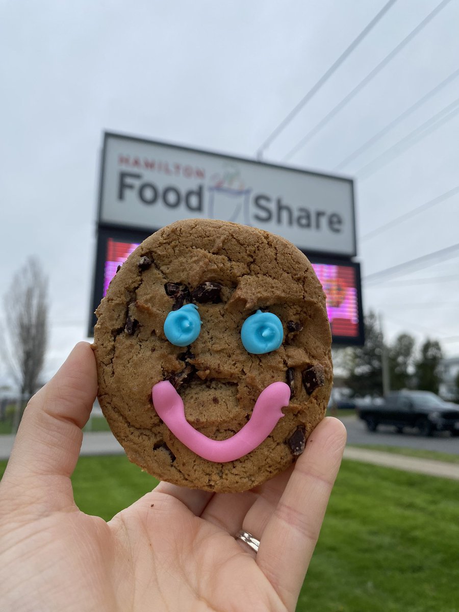 Guess who’s back?!?! Get your @TimHortons smile cookies before May 5 to support Hamilton Food Share and @Food4KidsHamOnt in Hamilton! 100% of the proceeds from Smile Cookie week support local charities so treat yourself! #feedthehammer #everysmilecounts #smilecookie #HamOnt