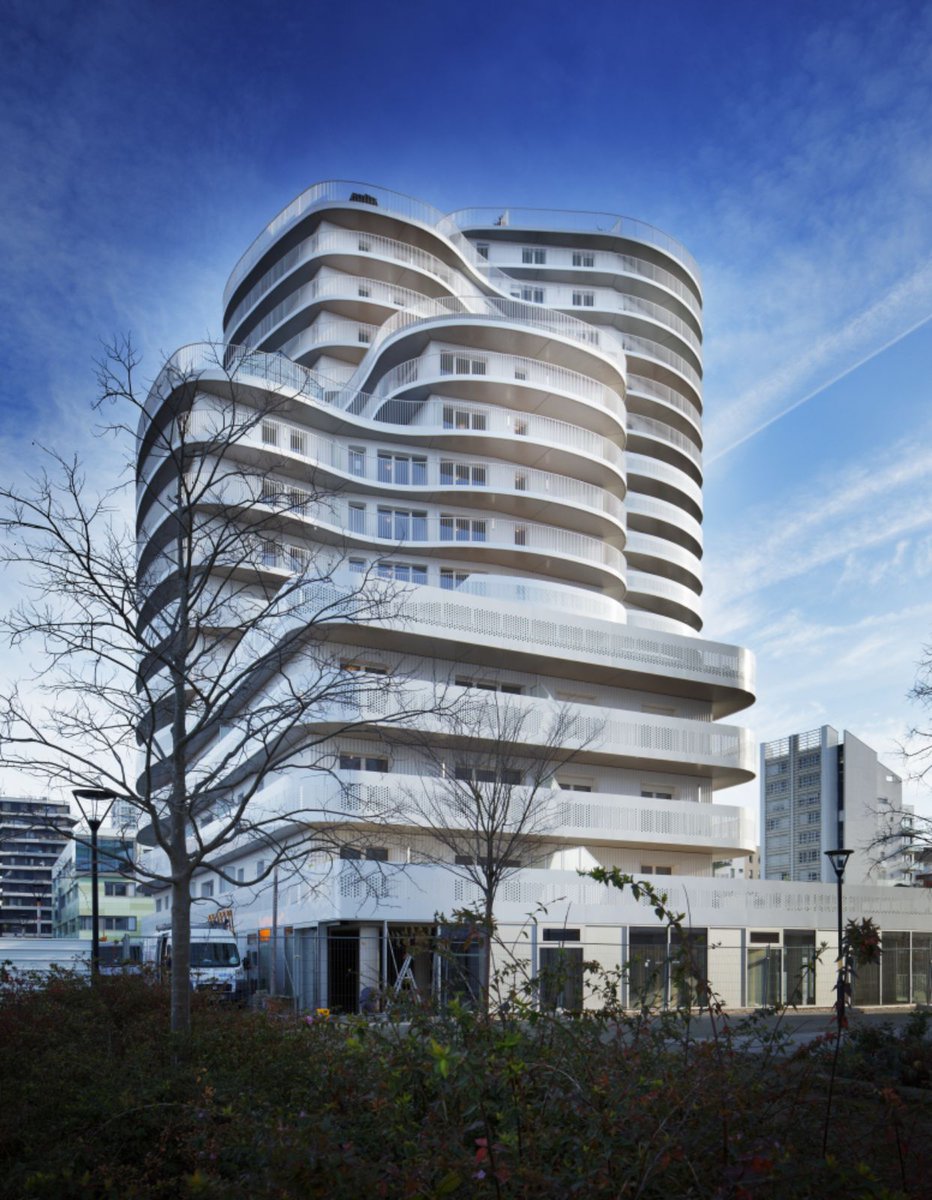 New’R building by Hamonic+Masson & Associés #architecture #mixeduse @hamonicetmasson tinyurl.com/ywjkbebz