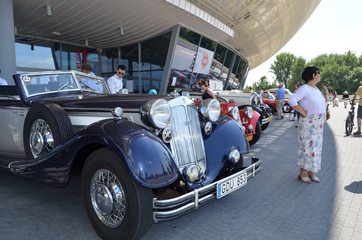 Co robicie w maju? Bo my mamy dla Was 200 propozycji :)
Obserwujcie nas jutro. Takie rzeczy tylko w KlassikAuto! 

#maj #samochody #motoryzacja #event #zlot #rajd #spot #klassikauto #oldtimer #pojazdzabytkowy