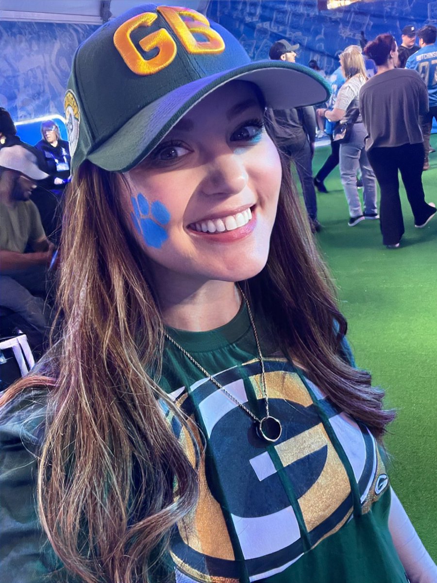 The #NFLDraft exceeded my expectations. I had such an incredible time in Detroit experiencing it.  So excited for my own Green Bay to host next year! 

#nfl #fantasyfootball #fantasyfootballcommunity #gopackgo #detroit #nfl2024