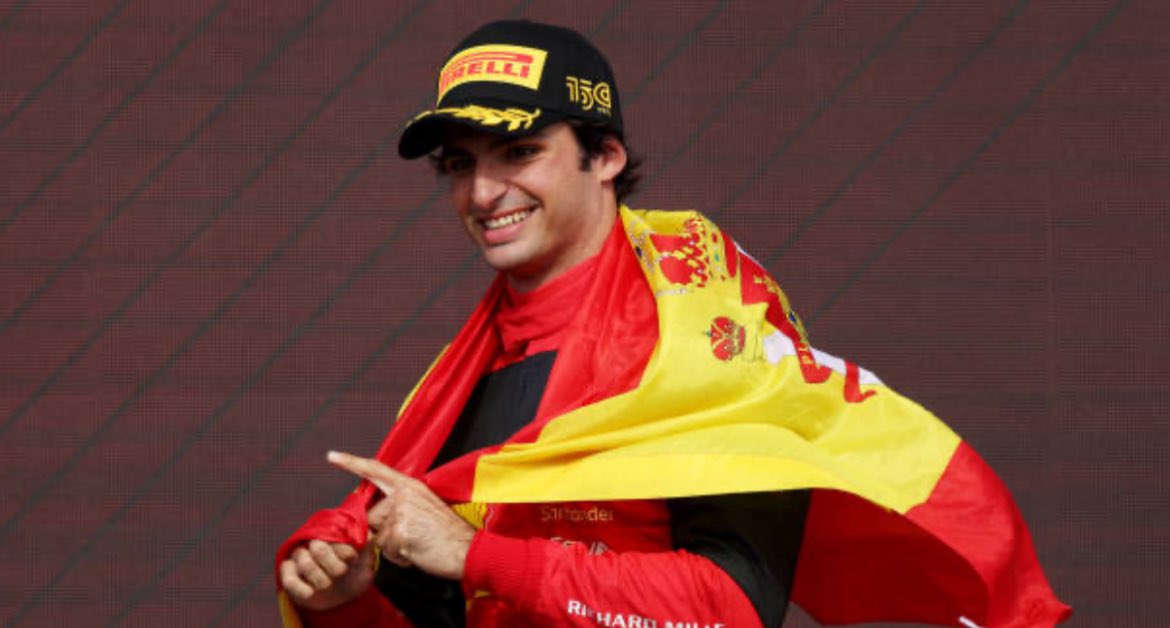 🎙️| Carlos about what does he expect of himself for the rest of the season: 

“[…] More wins, more podiums and see where it takes us […].”

Via: Sportweek Magazine

#CarlosSainz