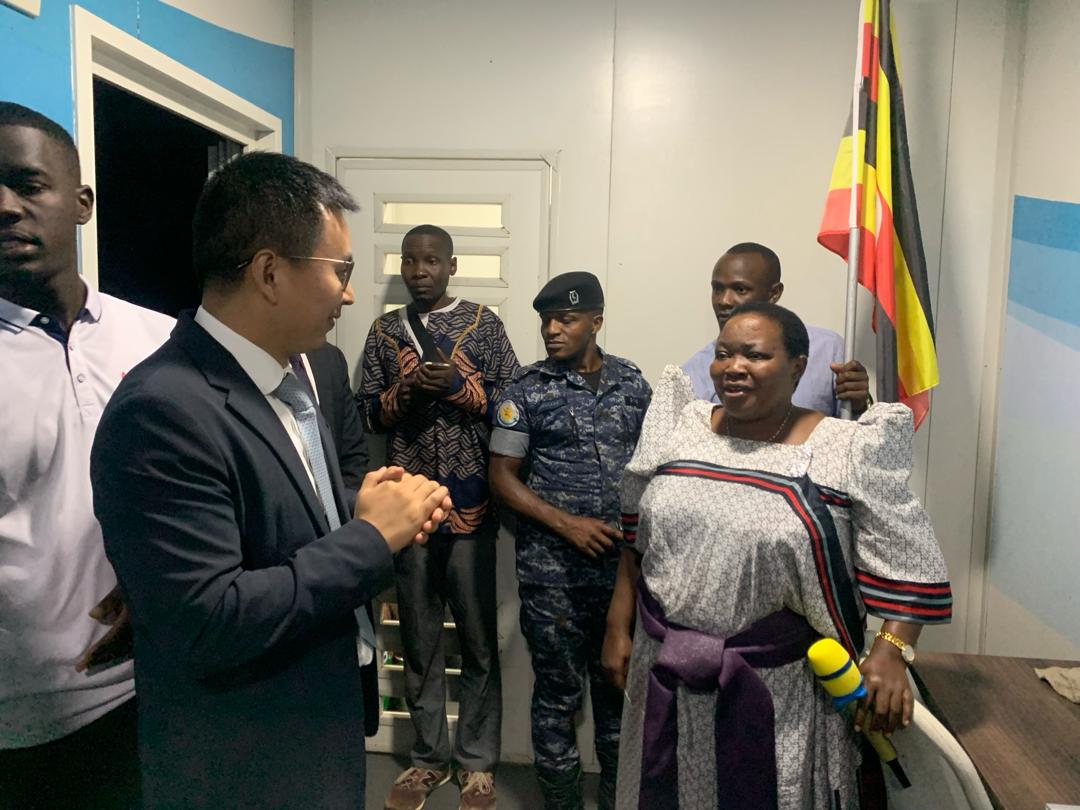 On behalf of the @GovUganda, I commissioned the the @Huawei DigiTruck training for the people of Kakumiro district to join the digital transformation. 

In a meeting with the @Huawei team in my office recently, I was delighted to note that, under the DigiTruck project in