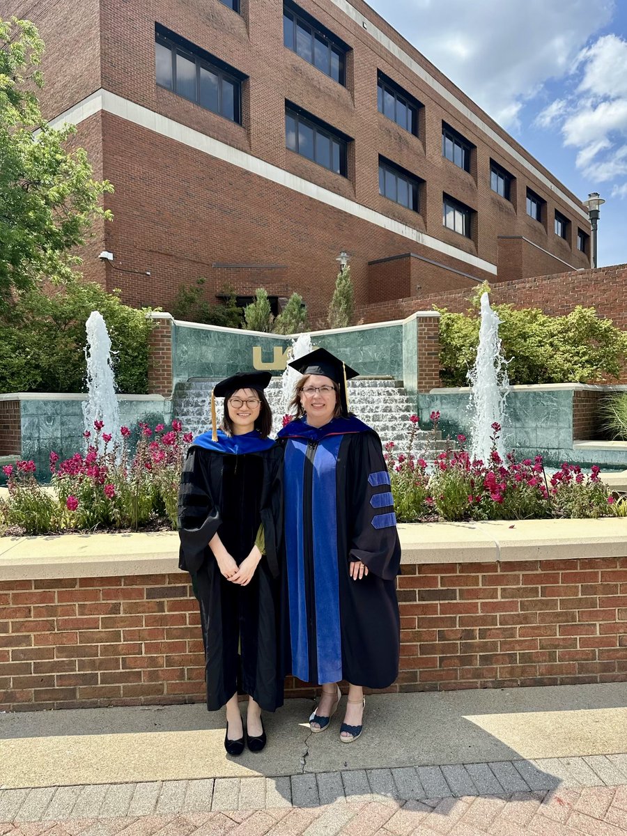 Congratulations to the new Dr. Lu Tian, pictured with her mentor Dr. Patricia Drentea at graduation this weekend!
