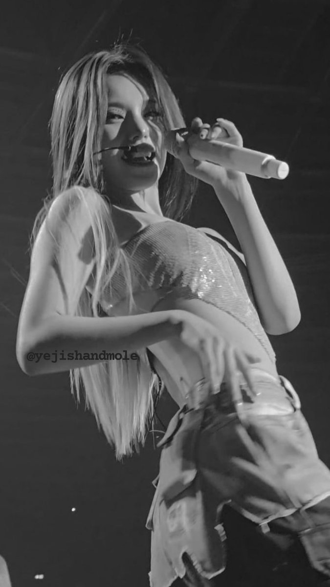 Berlin 04.28. Itzy 
I did die, you are talking to my ghost rn