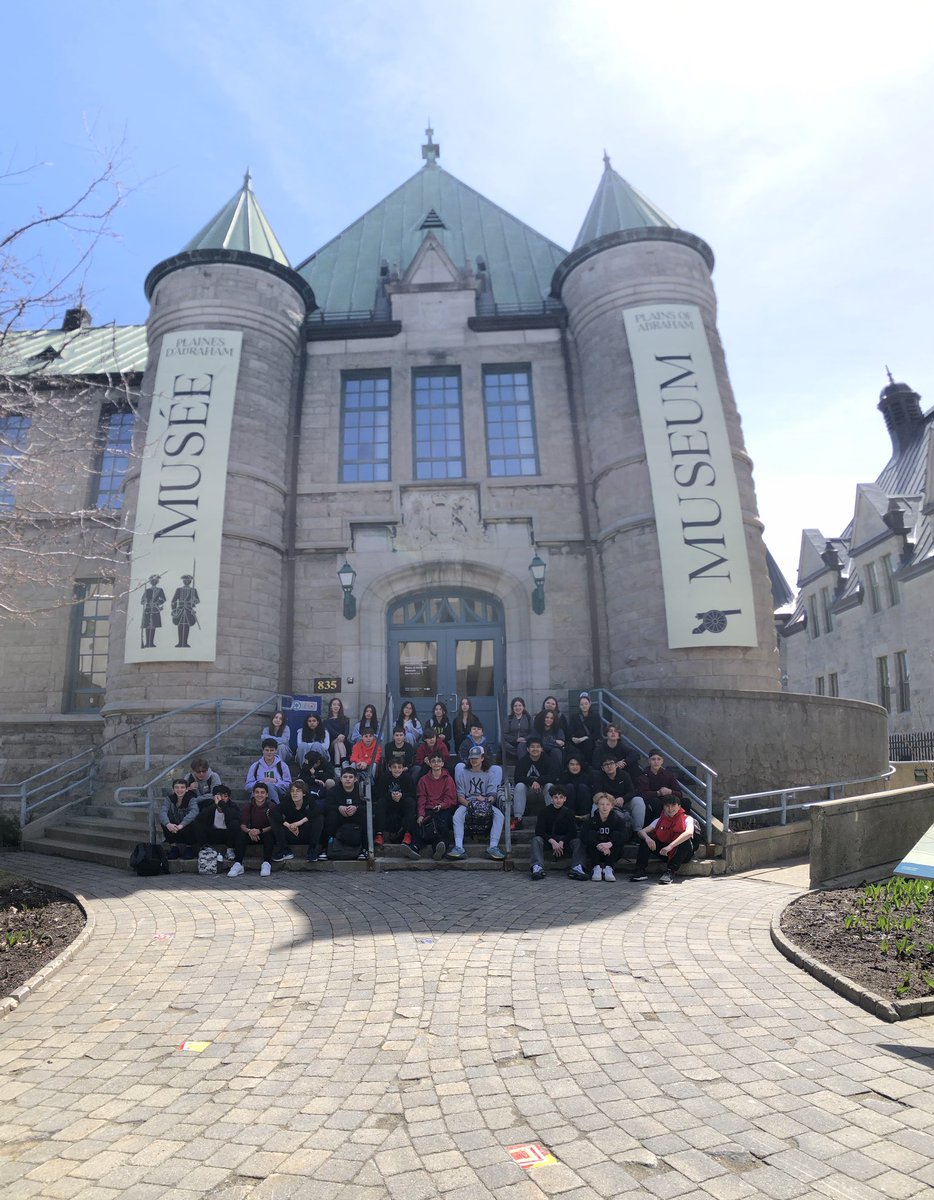 Les élèves IB de secondaire 2 sont entrain de visiter la ville Québec. Aujourd’hui ils visiteront l’Aquarium, les Plaines d’Abraham et les Chutes Montmorency! #pchs #pfdscomm #pcpride #lbpsb #ibmyp