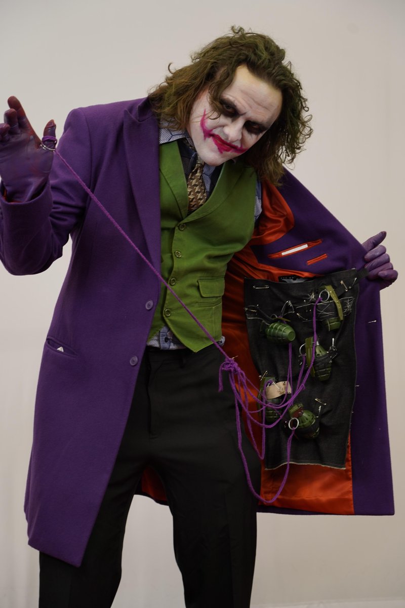 studios_edge's tweet photo. We're going to show off a few of the fantastic #cosplay costumes that came to our #popcon2024 #popconindy booth from @IndyPopCon Check this one out!  

Why was he so serious??? https://t.co/NlimgHpFO0