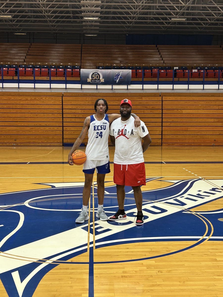 They got one‼️‼️‼️
Let’s ride🔒🙏🏾 <a href="/lezfrmdabull/">Leslie Minter Jr</a> 
<a href="/ECSUVikings/">ECSU Athletics</a> 🔵⚪️