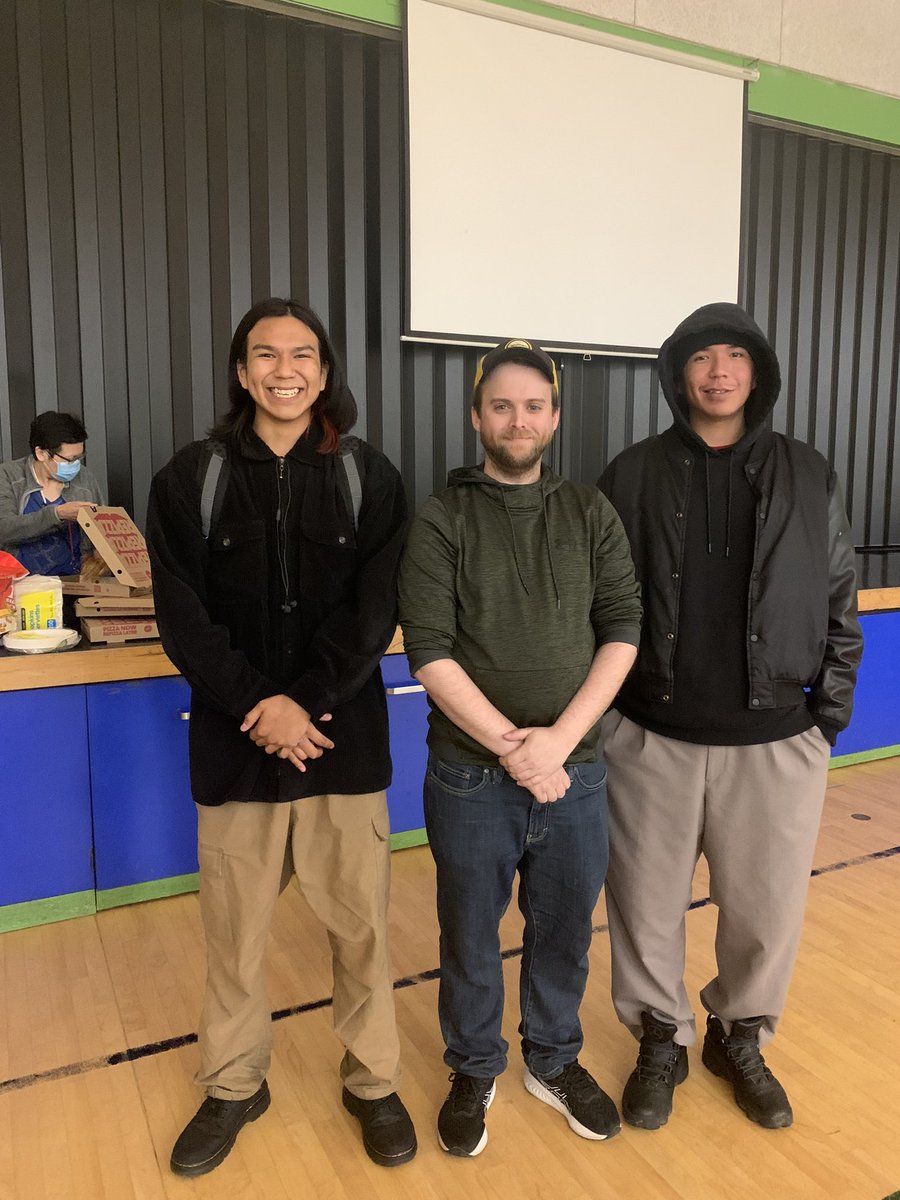 YES presented program information at Dilico’s Youth Day gathering at the Thunder Bay Boys and Girls Club this afternoon.  Thanks for inviting us to speak!  #YouthJobConnection #employmentservices #communityengagement