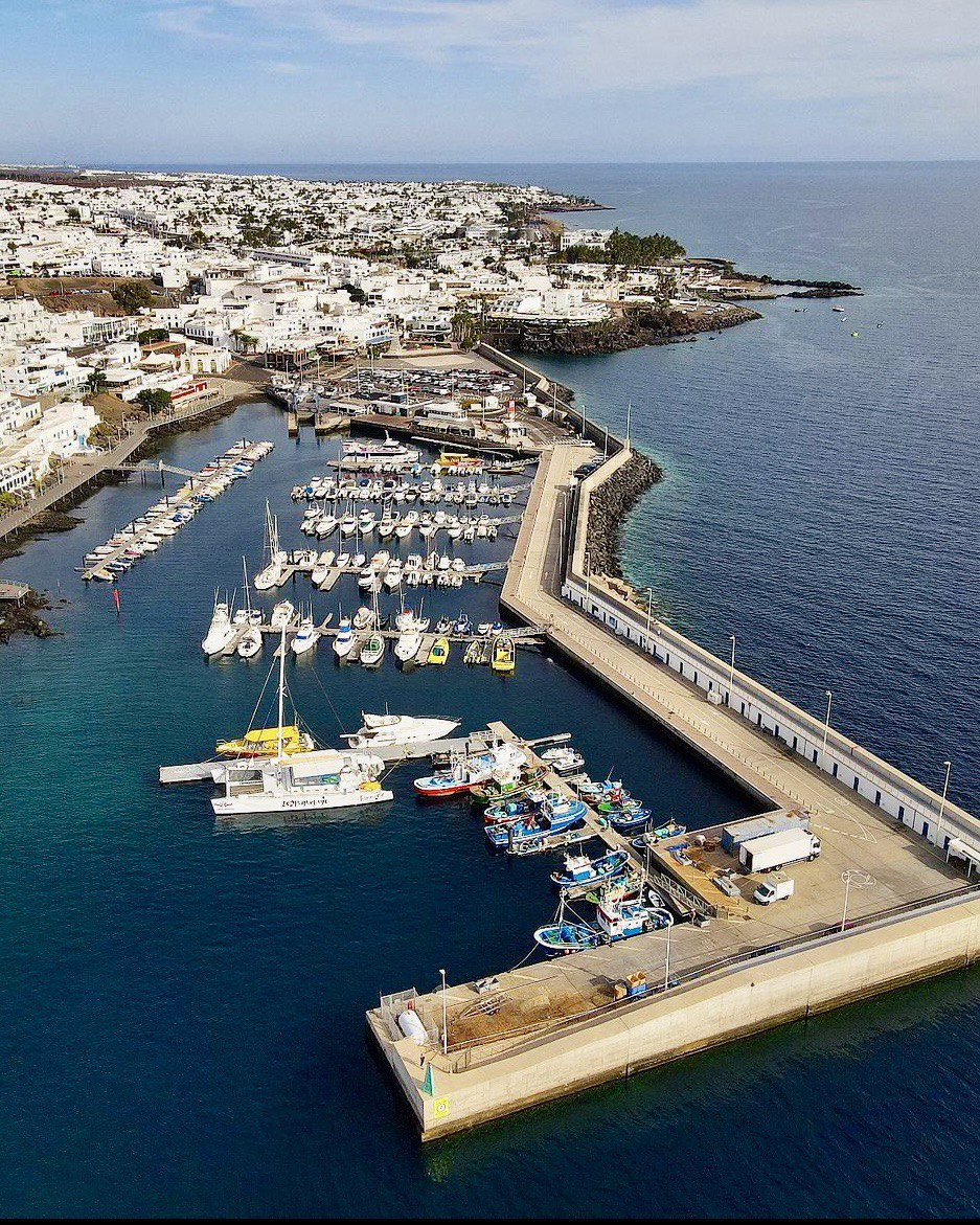 Get to know the old town of PDC. La Tiñosa is a very charming fishing town! 💛

📸 @bingsteruk 👏🏽 Thanks!

#PuertoDelCarmen #PDC #Lanzarote #CanaryIslands #lovelanzarote