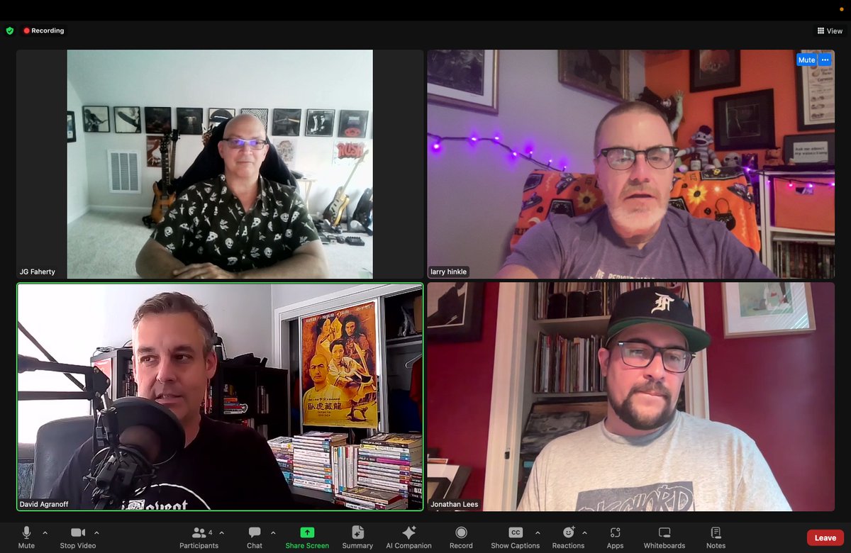 Recorded a virtual panel for @StokerCon last night with @JGFaherty, Jonathan Lees, and David Agranoff. My expression pretty much sums up my level of input. I have to accept the fact that I often come across as a scatterbrained goofball because I am a scatterbrained goofball.