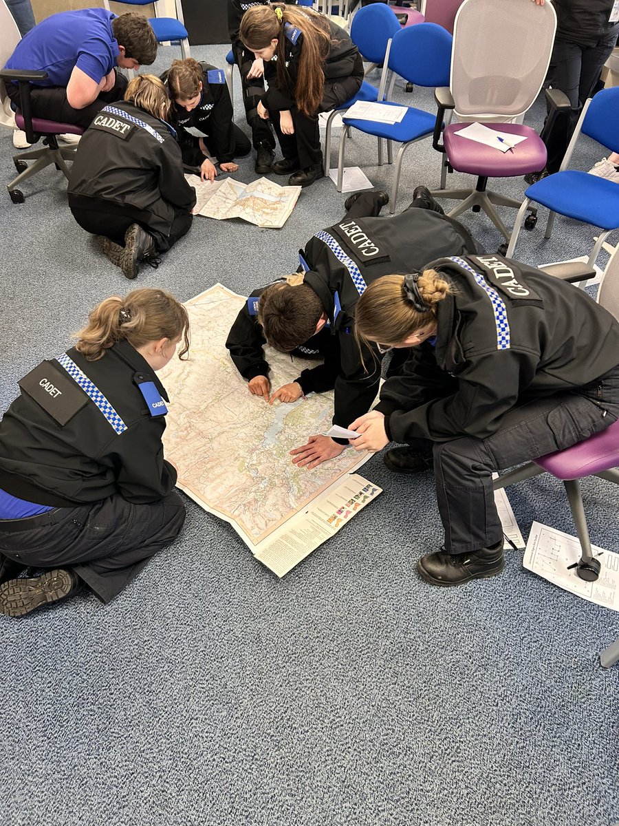Tonight, South Lakes Police Cadets have been learning map skills, navigation and about being responsible users of the country side and water ways. @NationalVPC