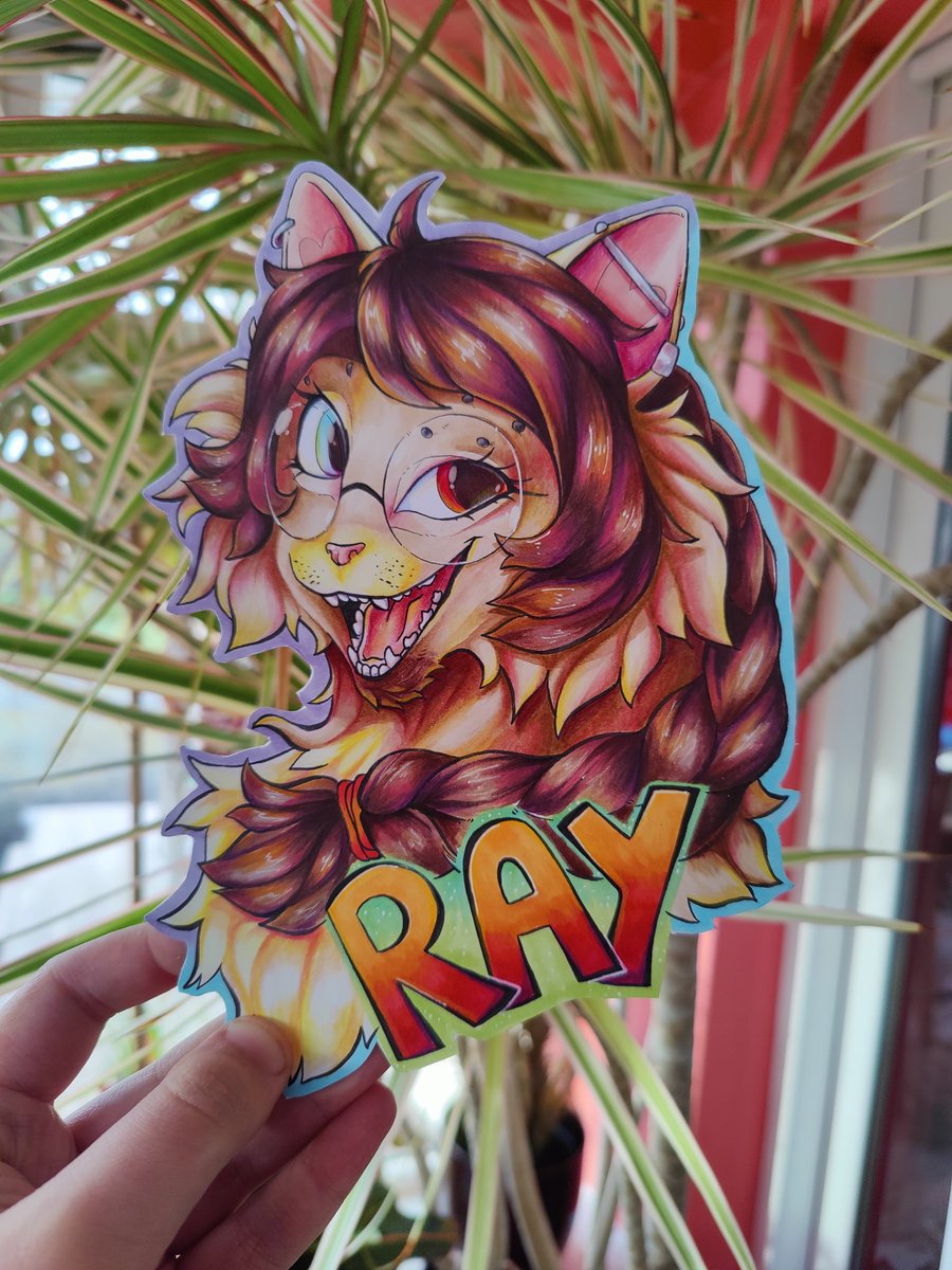 Hey all! I'm taking some badge comms for pickups at Confuzzled @CFzDealers ! (or shipped) If you're still looking for a cute traditionally drawn badge of your OC/sona then you're in the right place!