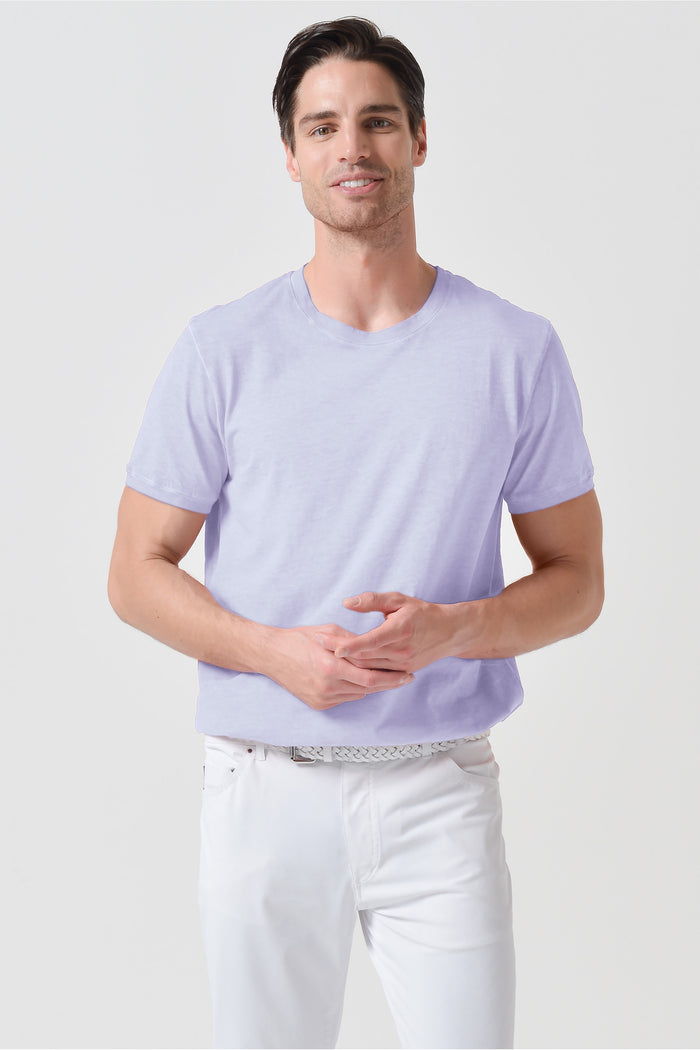 Rule the streets with our slim fit tee – because every sidewalk is your personal runway. #StreetStyleKing

.
.
#menstyle #summeroutfit #casualstyle #fashion
Check this out : tinyurl.com/5xthurp4