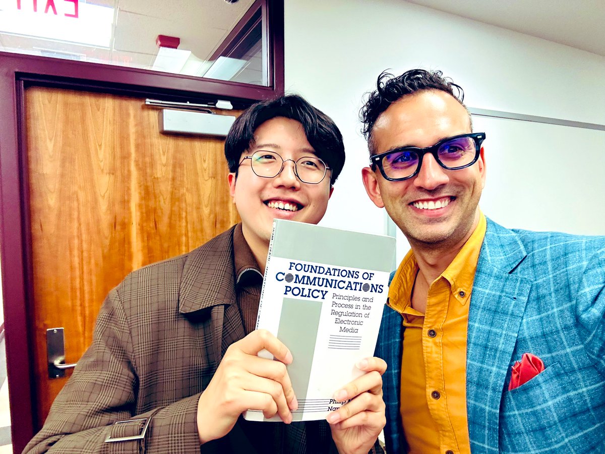 nintendongwook's tweet photo. This semester, I had an independent study with my advisor @Ali_Christopher. Based on our 'bible' by @pmnapoli, we discussed the media diversity policies and their applicability for OTTs. Thank you @Ali_Christopher for guiding such amazing work!! https://t.co/s1pgSmukTi