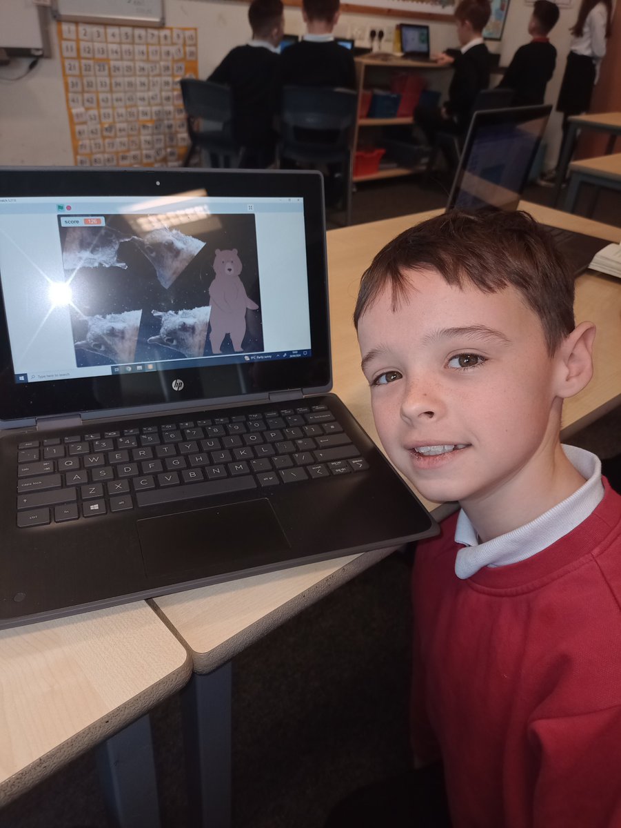 P4/5 are confident individuals when using Scratch for coding. Some great creations using images, movement and sound. 
#confidentindividuals #digitaltechnology
