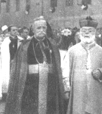 In a Slovak newspaper I found a photo of the great Archbishop of Sarajevo – Ivan Evanđelist Šarić. However, the moustache is not typical for him. Can you confirm it is really him? The photo is from the International Congress of Christ the King in Ljubljana, August 1939.