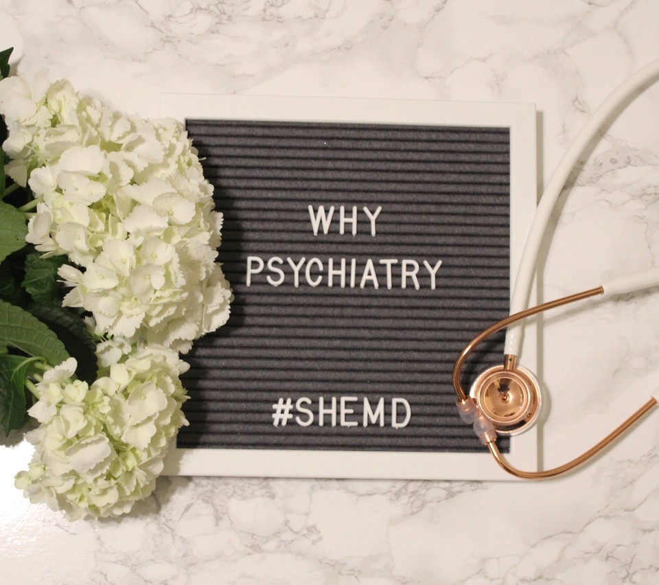 Dr. Jillianne Grayson shares why she chose psychiatry and why child and adolescent psychiatry specifically is a great field. bit.ly/2PsxlVM #sheMD #WomenInMedicine #MedStudentTwitter