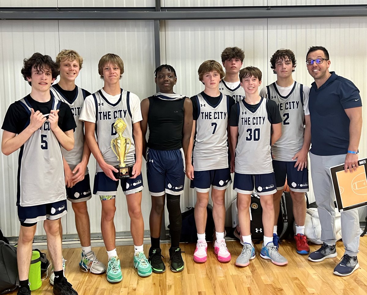 Now that is a weekend… Great showing in Ft Wayne at the @gymratsbball April Classic! 17U Champs - STORM National 17U Gold Champs - CITY National 16U Champs - The HOUSE National 14U Silver Champs - The CITY @grstormbb x @M_B_A_Bball