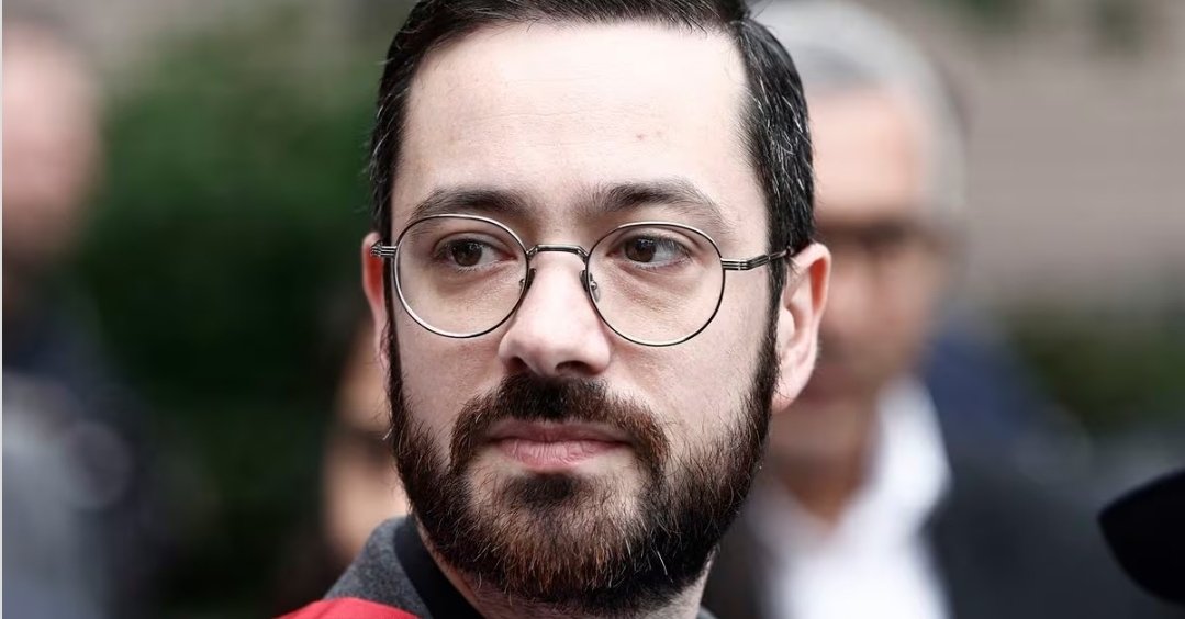 🔥Cet homme doit être traduit en justice pour son soutien au Hamas 🤮 Guiraud sur BFM soutient les chants antisémites des étudiants de la sorbonne. C'est quand qu'on s'occupe de ces politiciens nauséabonds ? ?? Il y a de quoi les condamner en plus.... Que fait la justice....