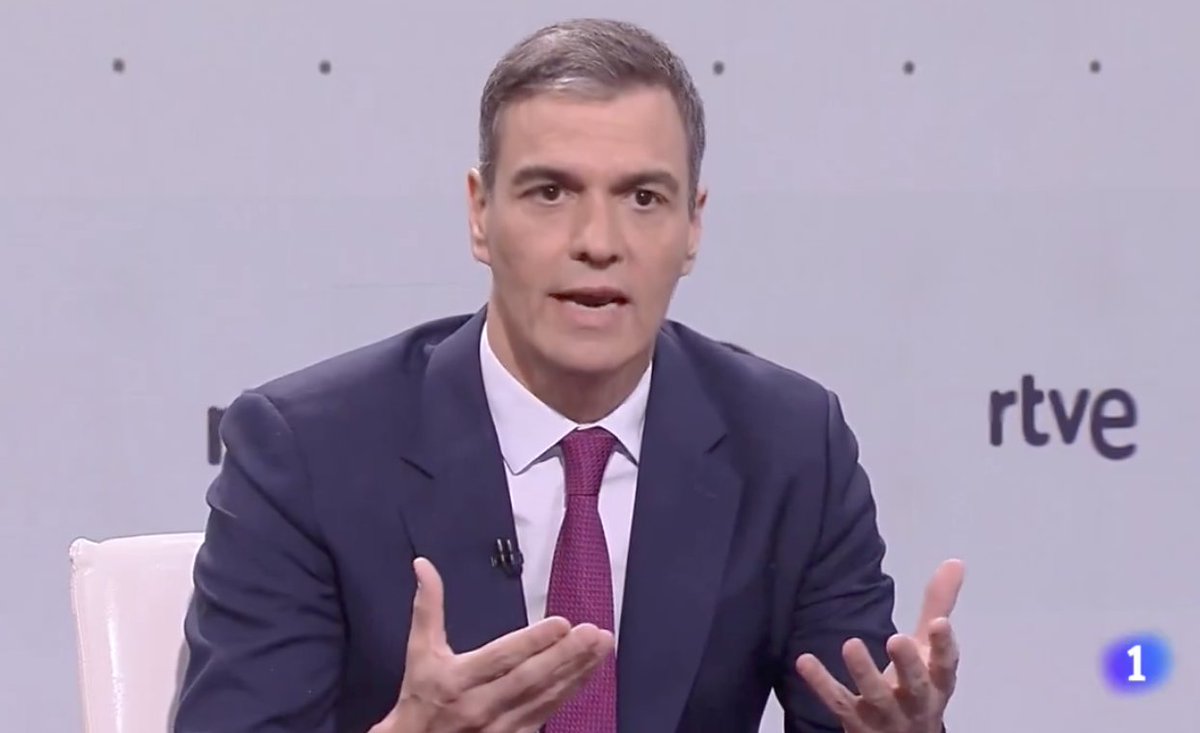 [ACTUALIZACIÓN] Pedro Sánchez tampoco concreta en TVE medidas «contra el fango» y centra el problema en «los seudomedios» naiz.eus/es/en-directo/… Quiere que cualquier eventual medida se desarrolle «sin confrontación» y «con transversalidad»