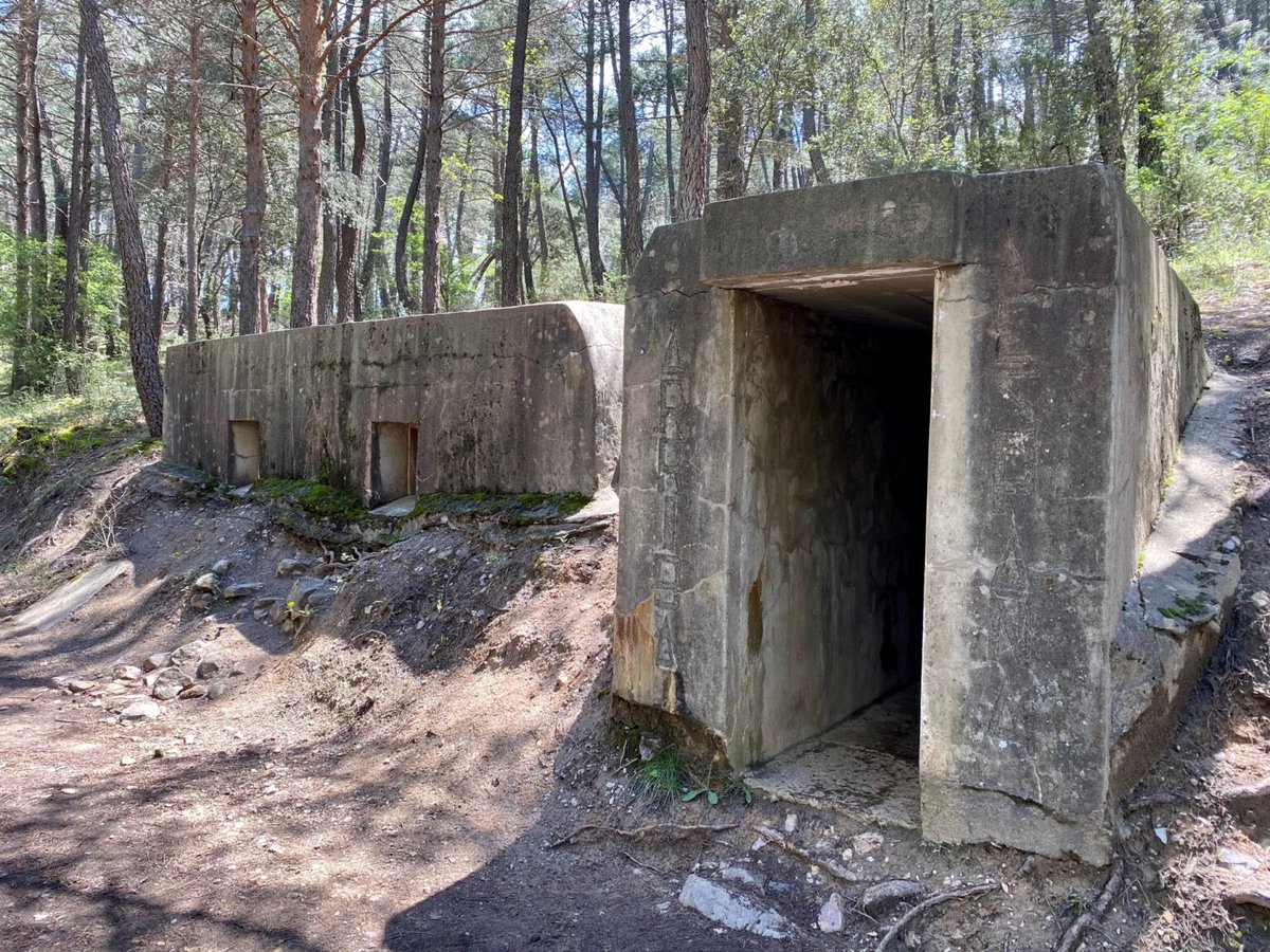 🇪🇸🪖 Me vuelvo al búnker, tengo que ir preparándolo. ⚔️ Esta vez, por mis cojones, Madrid se queda sin agua desde el minuto 1.