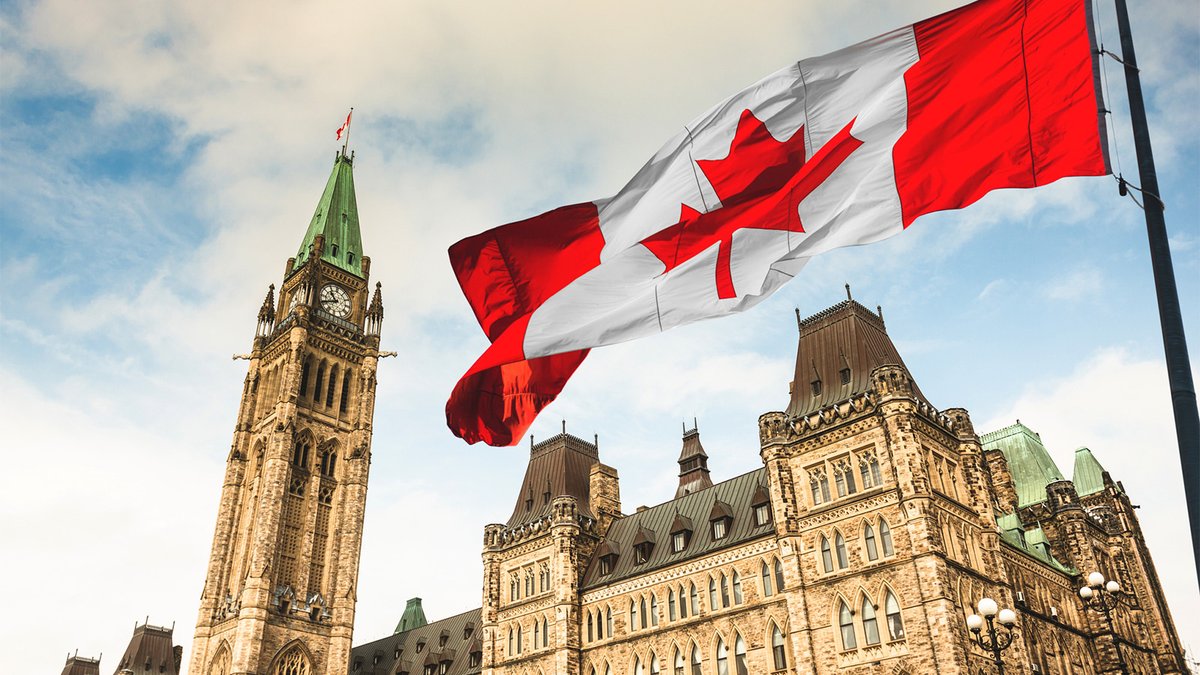 Canadians do not need higher taxes, especially with a slipping standard of living, says William Robson in an #oped for the @globeandmail. Read now: cdhowe.org/expert-op-eds/… #CdnPoli #CdnEcon