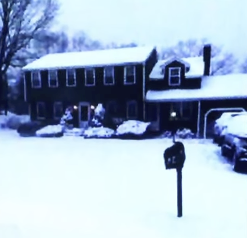 TuesdayGazette's tweet photo. Those stairs have a good amount of snow on them for someone to have carried a 200 lb man out of and not disrupt. #Conspiracyfail https://t.co/f2DSrkcX2k