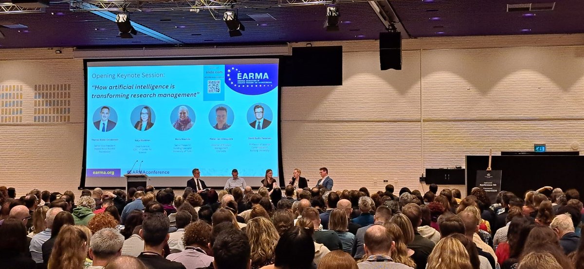 GlassCeramicHub's tweet photo. Representatives of the Hub Office staff (Andrea Chrastinová and Michaela Matejová) at the most important research management event in Europe, the EARMA (European Association of Research Managers and Administrators) conference, 23-25 April in Odense, Denmark.
#researchmanagement https://t.co/RWoErB32Rc