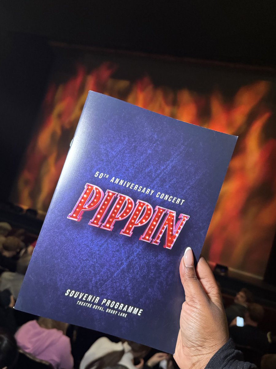 🎭 I’m at the 50th anniversary concert for Pippin - and it is INCREDIBLE!!! It’s only the interval but I want to book tickets to come back tomorrow! The talent on this stage?! 🤯👏🏾🎶