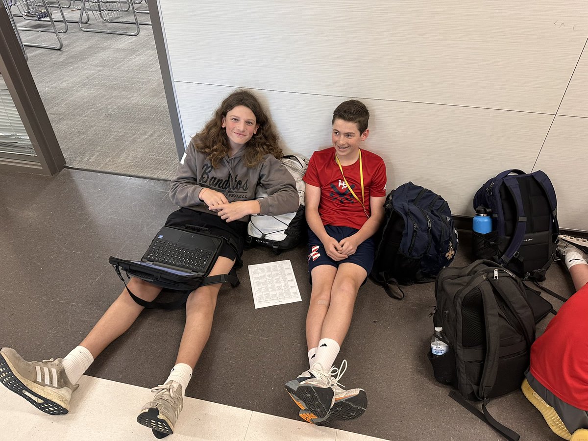 AllisonFaiola's tweet photo. After school crew is getting it done! Proud of all my kids for jumping in and going above and beyond on this project! https://t.co/5yRfIchccg